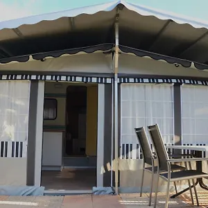 Campeggio Italia 90 Caravans, Domaso