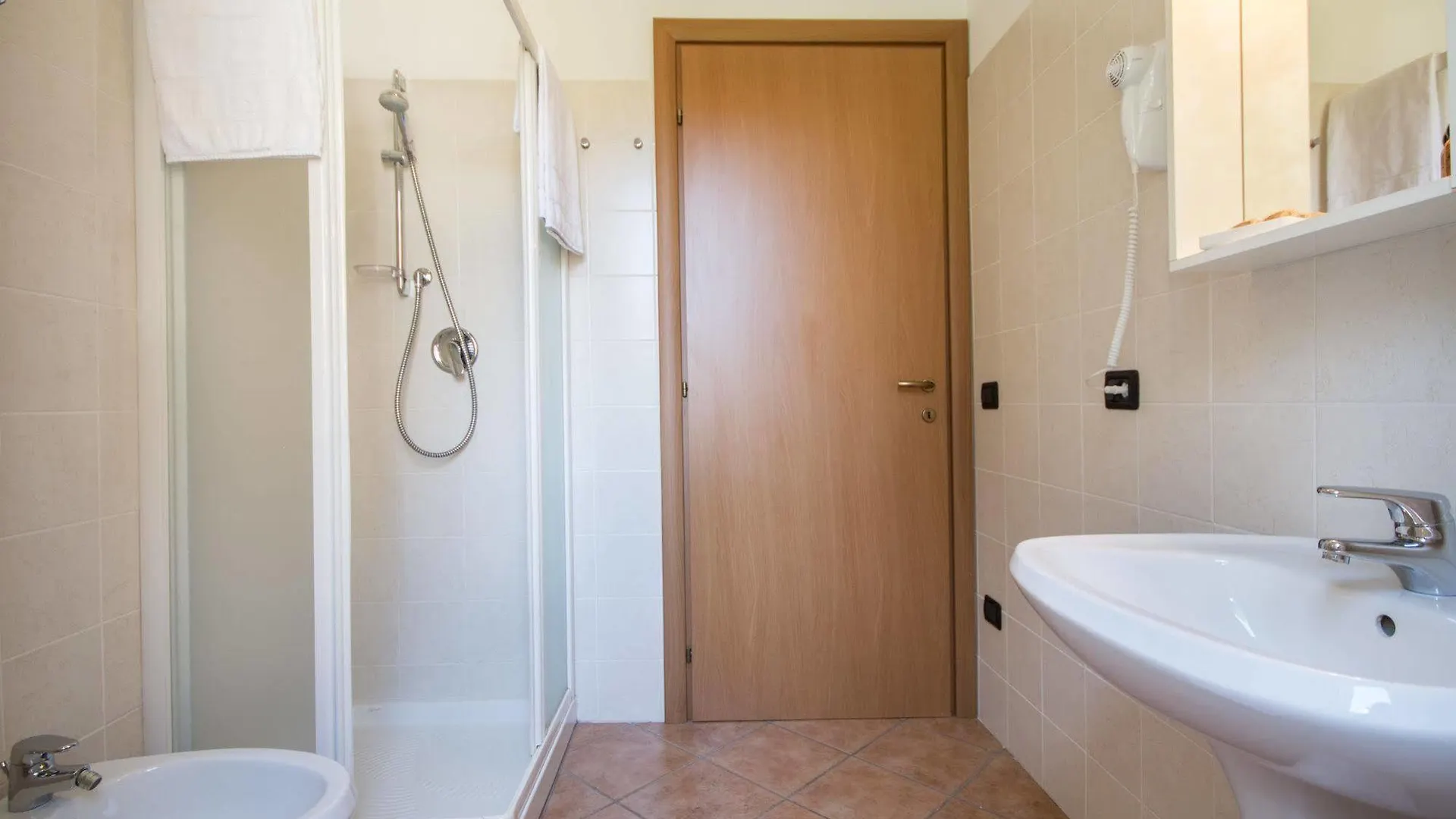 Aparthotel Lakeside Holiday Resort Domaso Italy